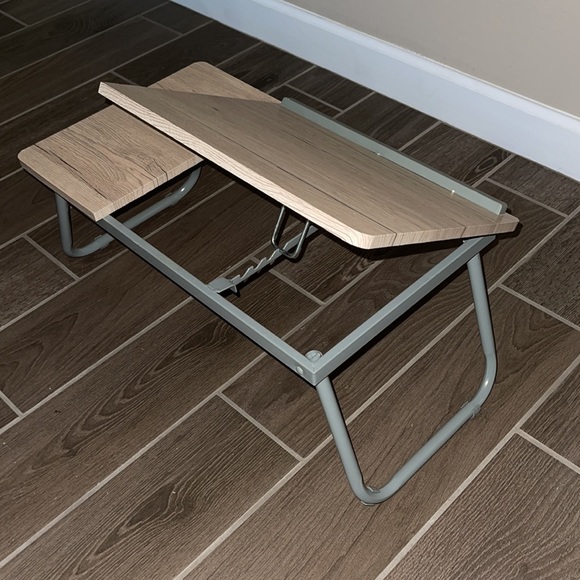 Lap Table - Picture 2 of 2